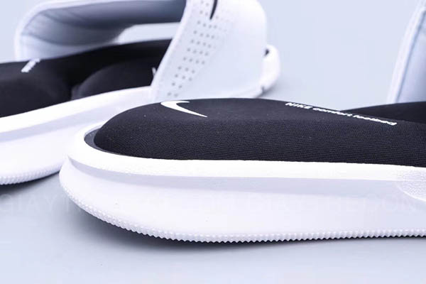 Dép Nike Ultra Comfort Slide màu trắng