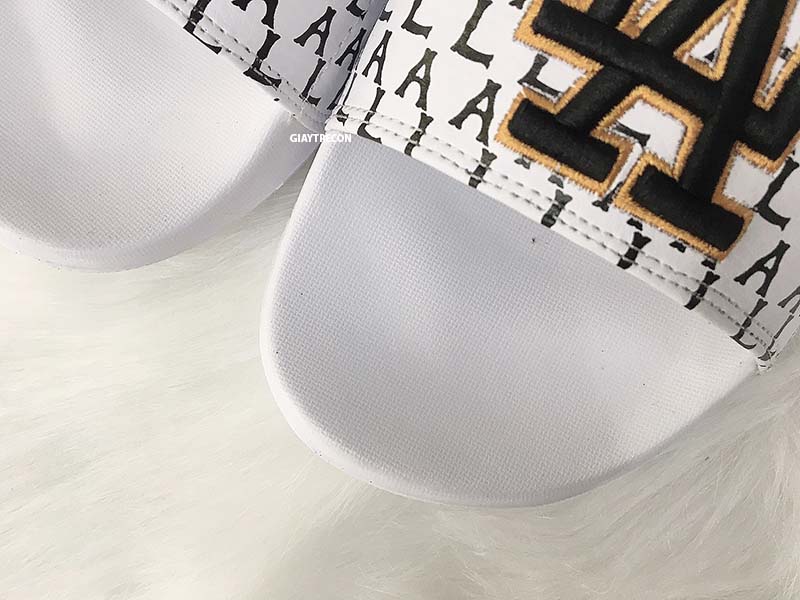Dép MLB LA Monogram chữ thêu trắng Like Auth 99%