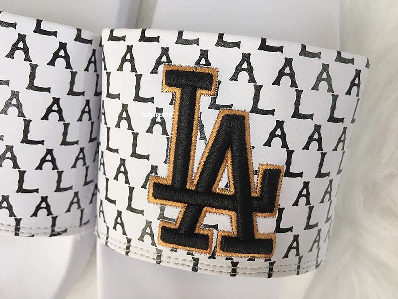 Dép MLB LA Monogram chữ thêu trắng Like Auth 99%