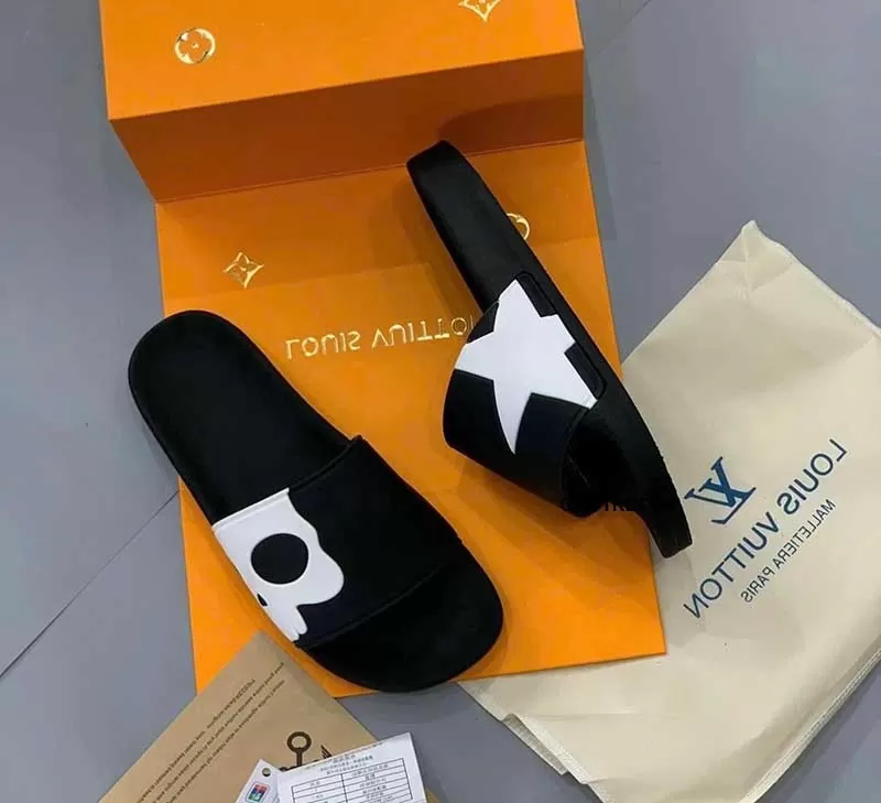 Dép Hydrogen Đen Trắng