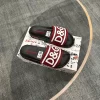 Dép Dolce & Gabbana D&G Logo Đen Đỏ (Hàng F1)