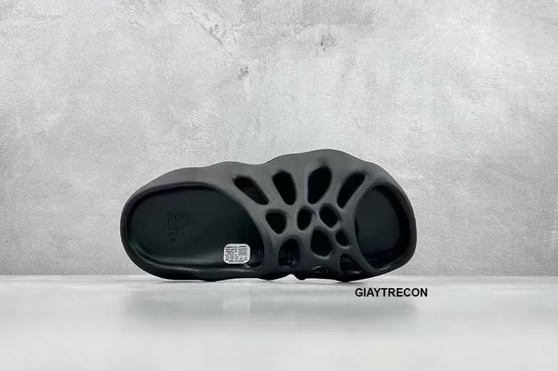 Dép Yeezy 450 Slide Ophani màu đen