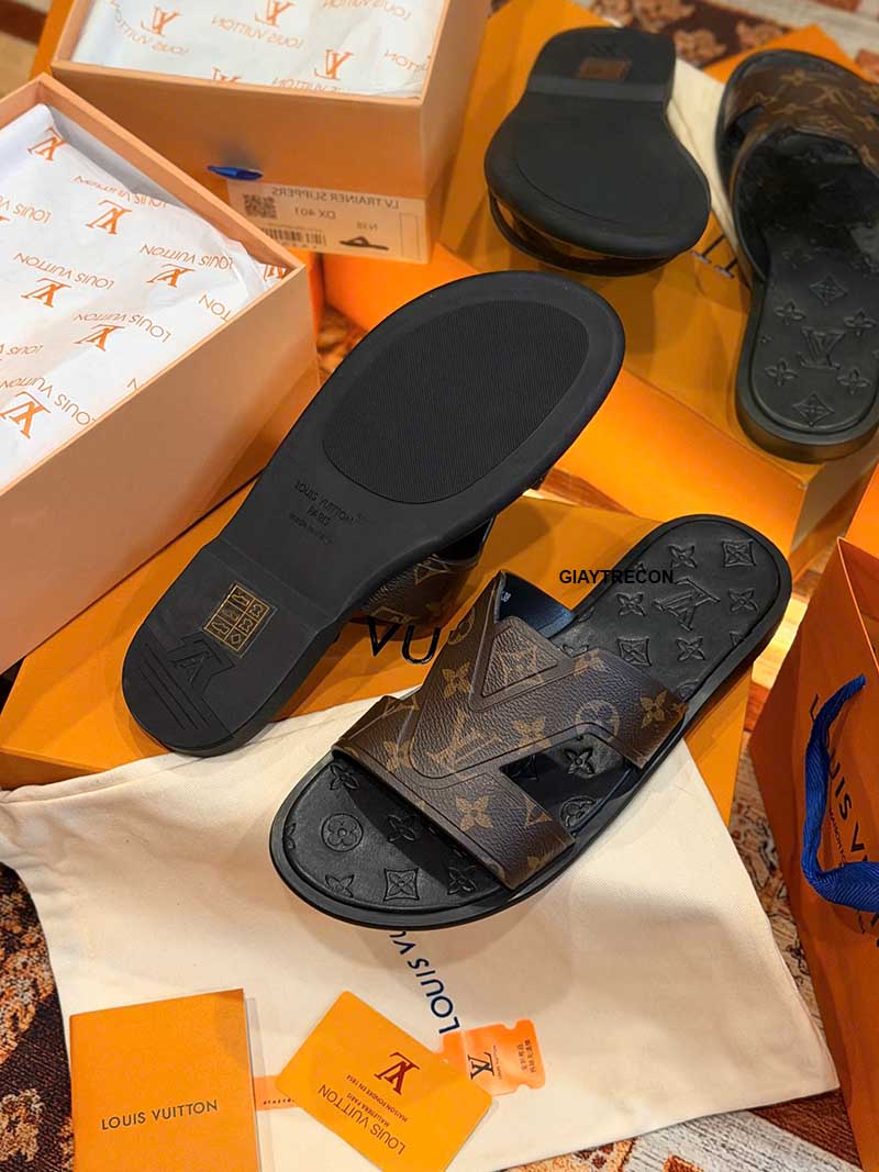 Dép LV Oasis Mule Monogram Nâu