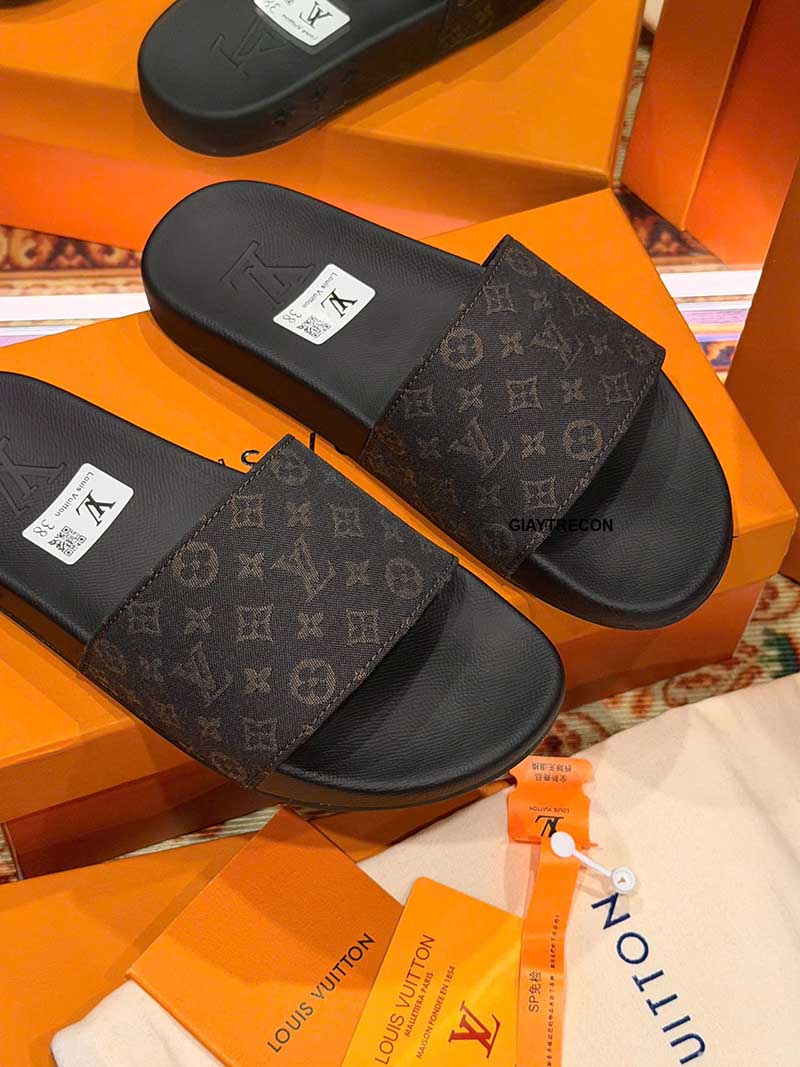 Dép LV Waterfront Monogram Denim Canvas Nâu